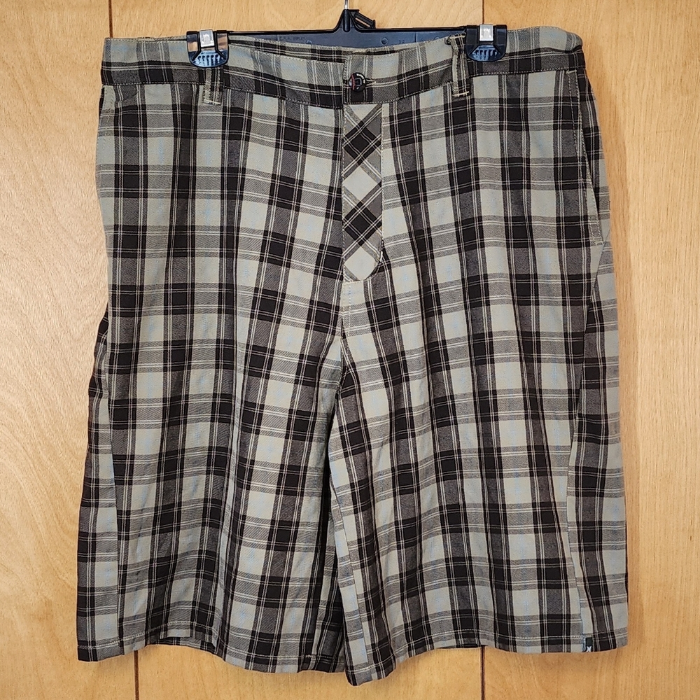 Hurley men's plaid shorts brown tan blue size 38